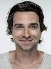 Dominik – Schauspieler & Darsteller Sedcard bei JustInCast