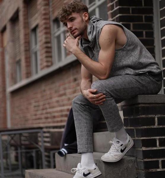 Constantin F. – Schauspiel Sedcard-Foto 2 bei JustInCast