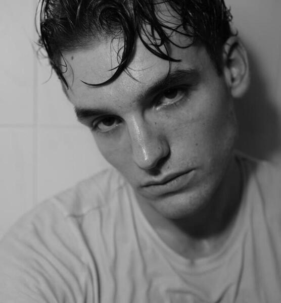 Constantin F. – Schauspiel Sedcard-Foto 7 bei JustInCast