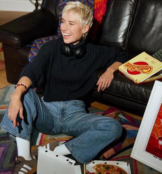 Elisa L. – Schauspiel Sedcard-Foto 4 bei JustInCast