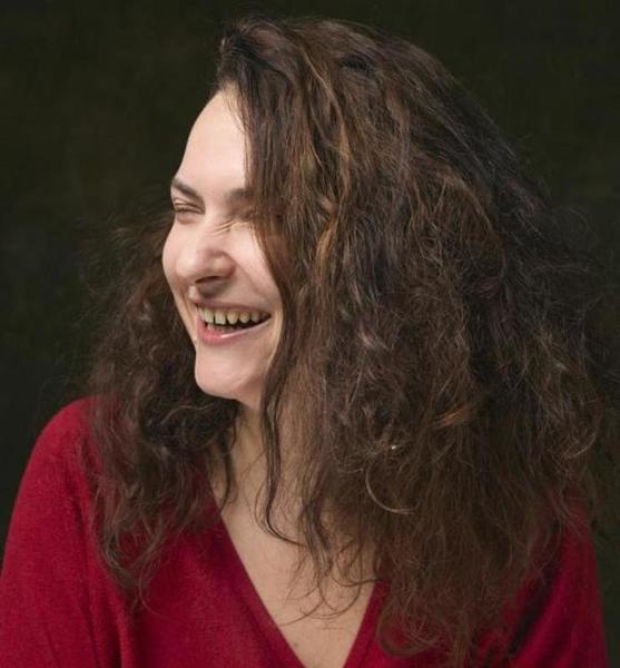 Jehanne W. – Schauspiel Sedcard-Foto 3 bei JustInCast