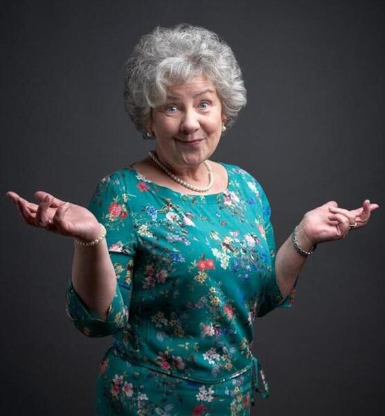 Jutta M. – Schauspiel Sedcard-Foto 4 bei JustInCast