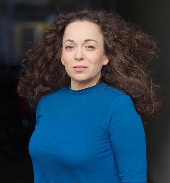 Marion M. – Schauspiel Sedcard-Foto 2 bei JustInCast