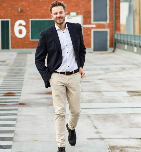 Niklas I. – Schauspiel Sedcard-Foto 4 bei JustInCast