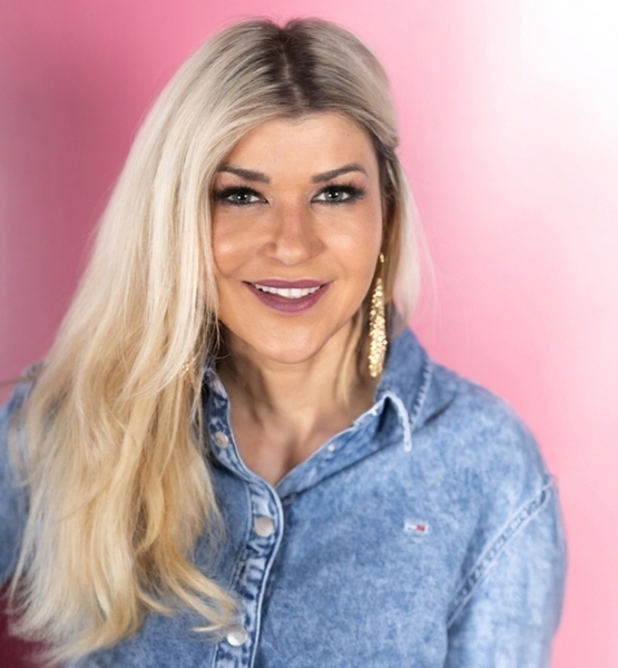 Britta O. – Schauspiel Sedcard-Foto 3 bei JustInCast