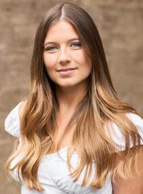 Nicola – Schauspieler & Darsteller Sedcard bei JustInCast