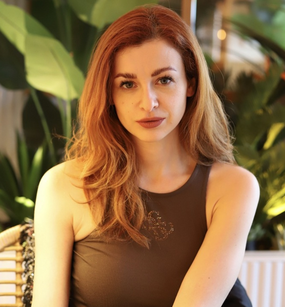 Vanelynn G. – Schauspiel Sedcard-Foto 4 bei JustInCast