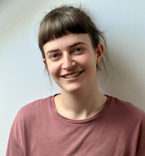 Miriam A. – Tanz Sedcard-Foto 2 bei JustInCast