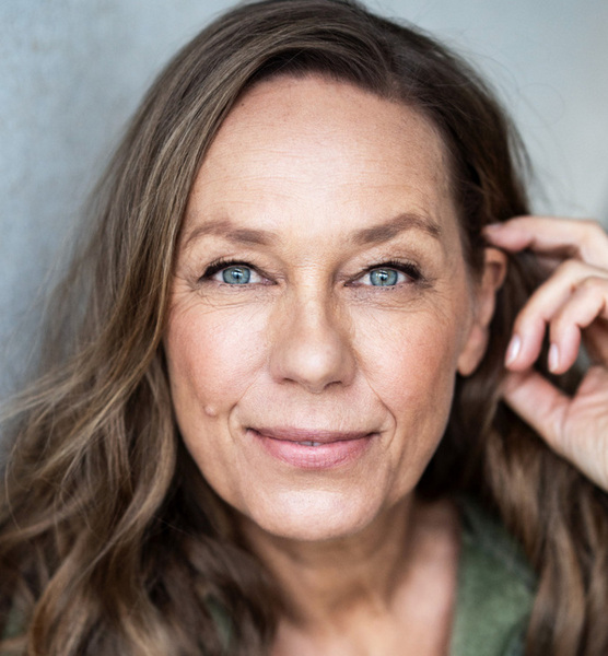 Christiane S. – Schauspiel Sedcard-Foto 2 bei JustInCast