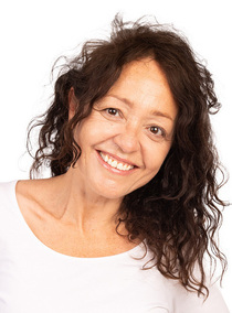 Teresa – Real People & New Faces sedcard at JustInCast