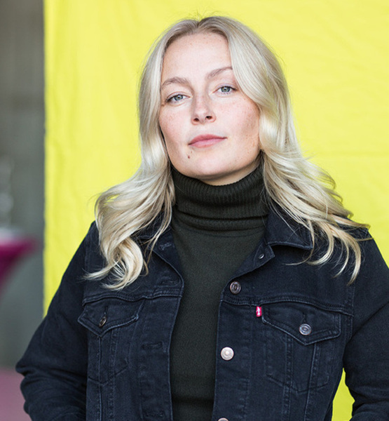 Carolin A. – Schauspiel Sedcard-Foto 5 bei JustInCast