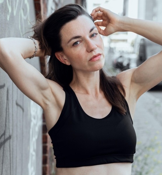 Natalia B. – Schauspiel Sedcard-Foto 5 bei JustInCast