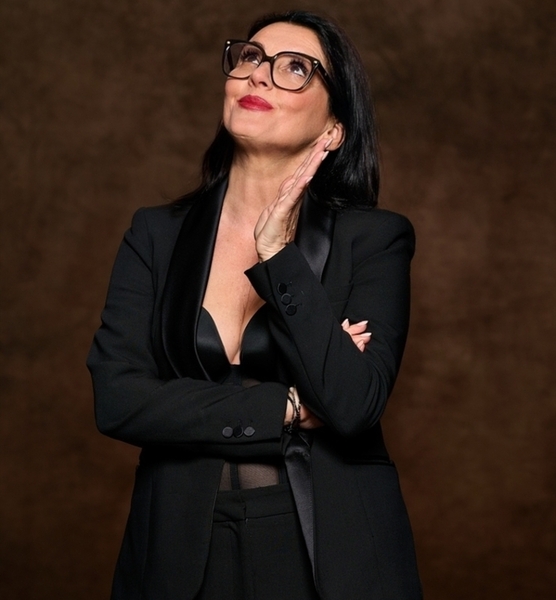 Desiree P. – Schauspiel Sedcard-Foto 2 bei JustInCast