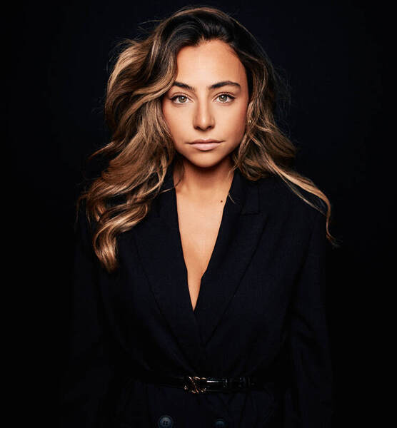 Sophie R. – Schauspiel Sedcard-Foto 4 bei JustInCast