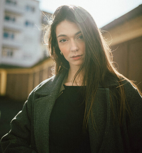 Lorena W. – Fashion Sedcard-Foto 6 bei JustInCast