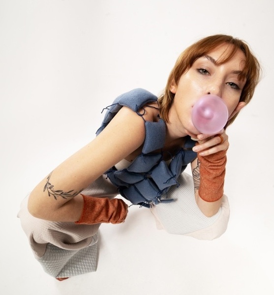 Lea P. – Schauspiel Sedcard-Foto 5 bei JustInCast