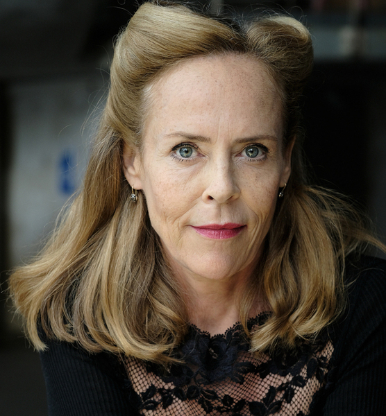 Isabelle M. – Schauspiel Sedcard-Foto 4 bei JustInCast