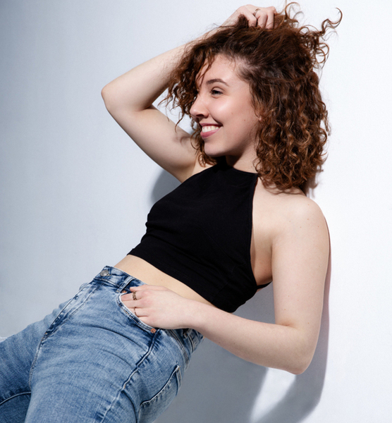 Alicia L. – Fashion sedcard image 4 at JustInCast