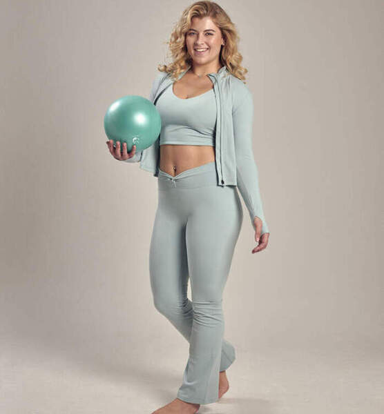 Hannah S. – Fashion Sedcard-Foto 4 bei JustInCast