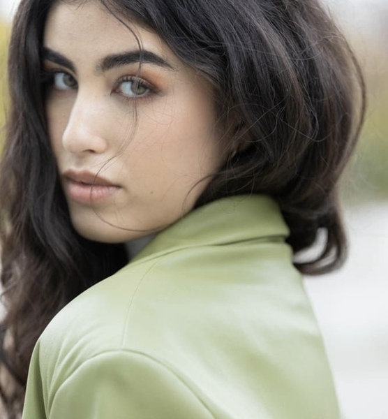 Devi  B. – Fashion Profilbild bei JustInCast