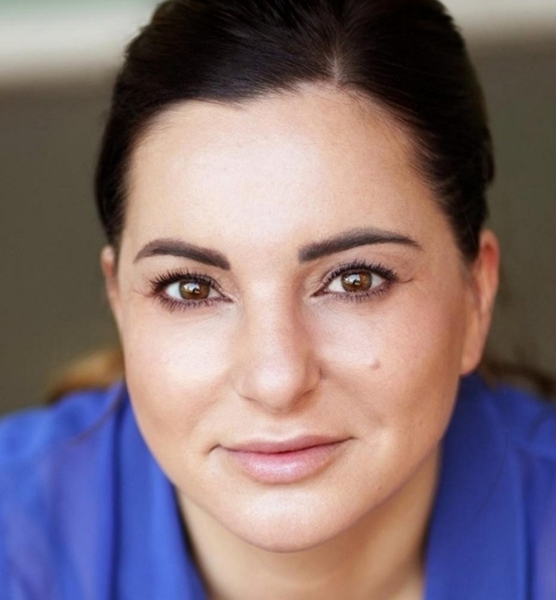 Anja S. – Schauspiel Sedcard-Foto 5 bei JustInCast