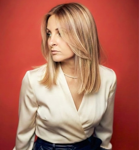 Sarah C. – Schauspiel Sedcard-Foto 2 bei JustInCast
