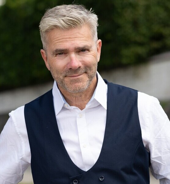 Holger H. – Schauspiel Sedcard-Foto 5 bei JustInCast
