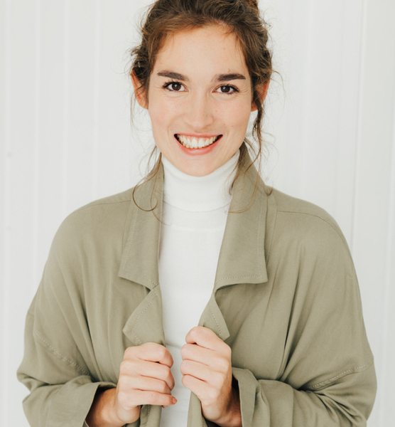 Annika G. – Schauspiel Sedcard-Foto 3 bei JustInCast