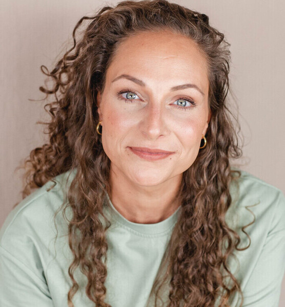 Jana  R. – Schauspiel Sedcard-Foto 3 bei JustInCast