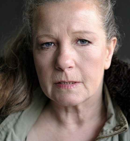 Tanja d. – Acting sedcard image 5 at JustInCast
