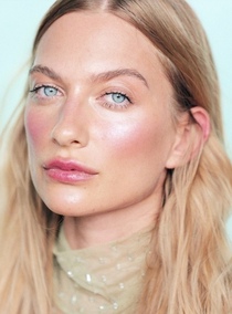 Evelyn – Models Sedcard bei JustInCast