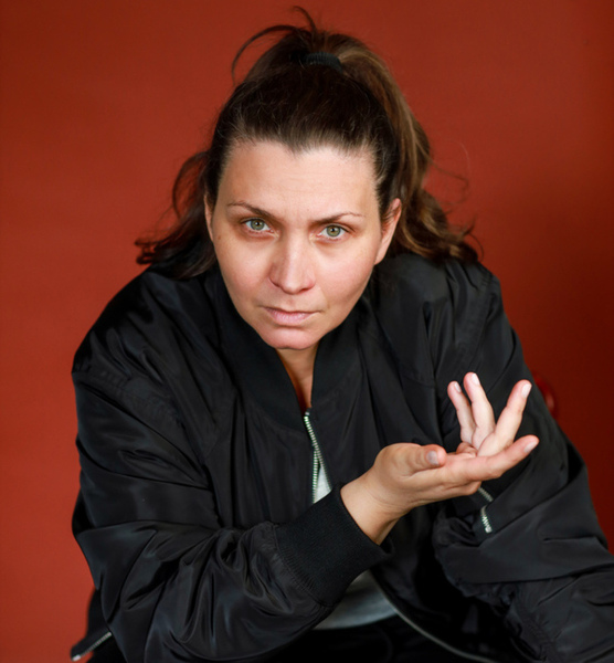 Sabrina C. – Schauspiel Sedcard-Foto 5 bei JustInCast