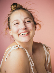 Leyla – Schauspieler & Darsteller Sedcard bei JustInCast
