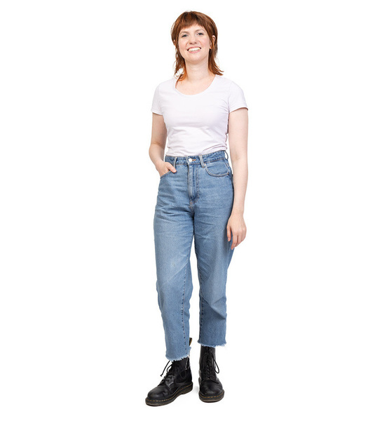 Julia M. – Real People Sedcard-Foto 5 bei JustInCast
