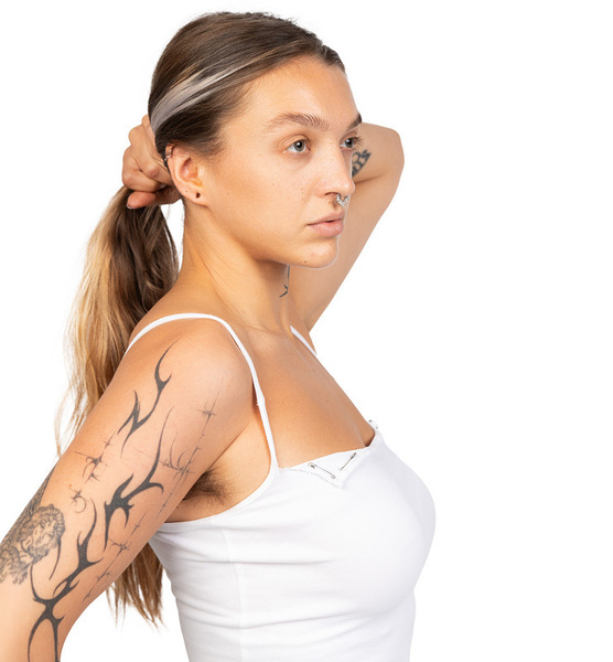 Vivien (genannt Xyva) S. – Real People Sedcard-Foto 5 bei JustInCast