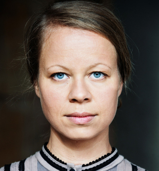 Nicole K. – Schauspiel Sedcard-Foto 4 bei JustInCast
