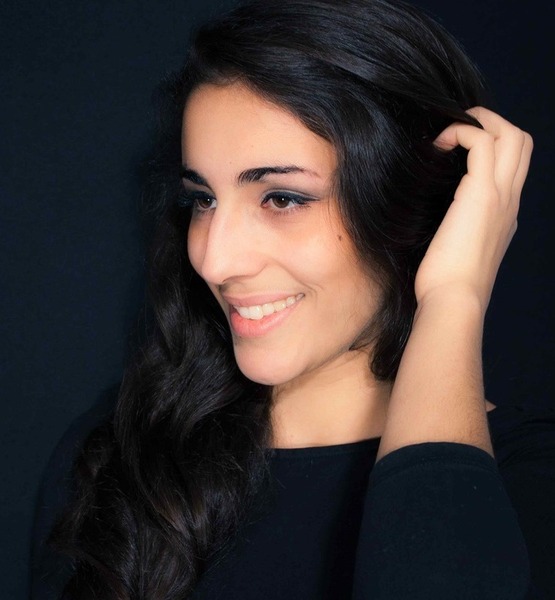 Sharon Isabelle R. – Schauspiel Sedcard-Foto 5 bei JustInCast