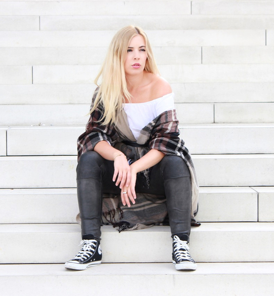 Katharina B. – Schauspiel Sedcard-Foto 3 bei JustInCast