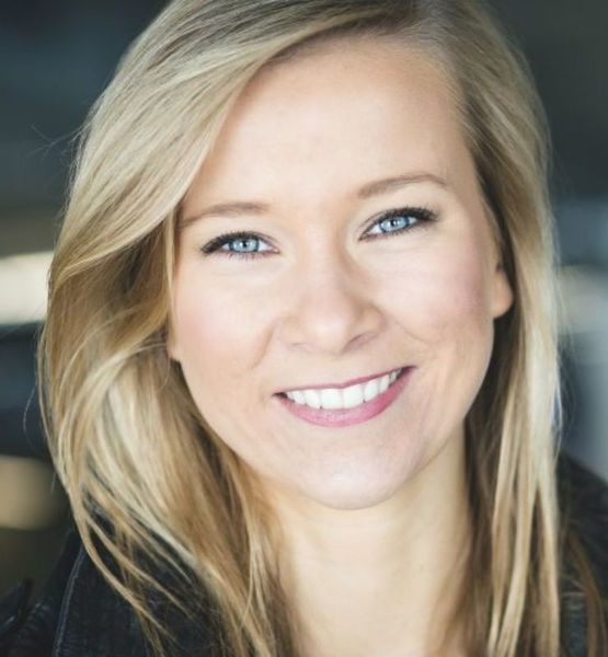 Alina W. – Moderation Sedcard-Foto 2 bei JustInCast