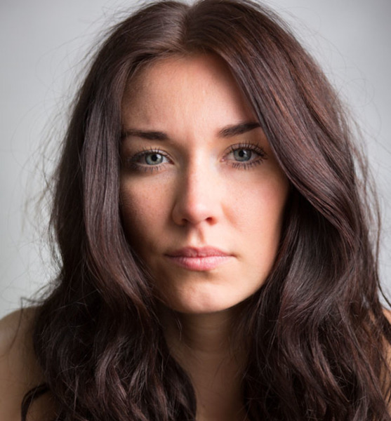 Victoria H. – Fashion Sedcard-Foto 2 bei JustInCast