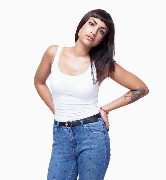 Miriam S. – Real People Sedcard-Foto 3 bei JustInCast
