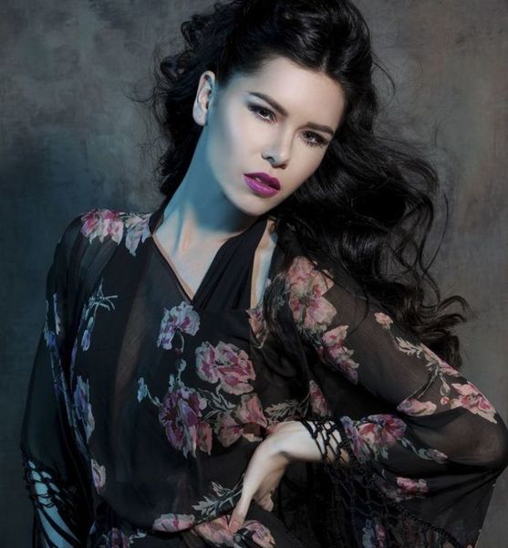 Stephanie S. – Fashion Sedcard-Foto 4 bei JustInCast
