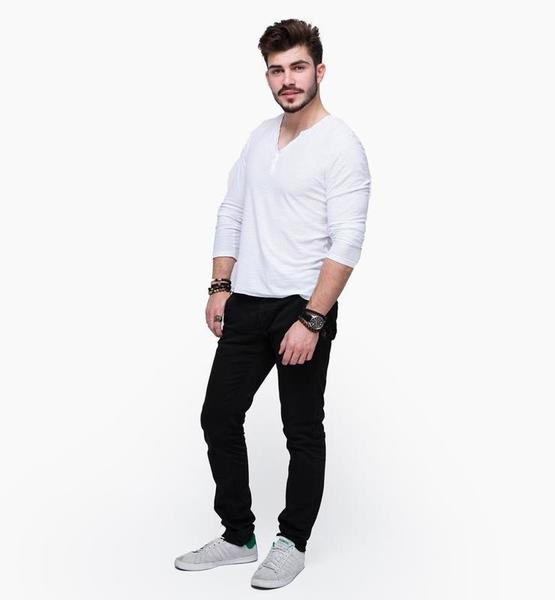 Mladen  D. – Real People Sedcard-Foto 4 bei JustInCast