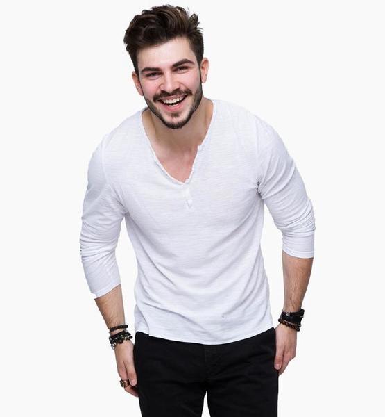 Mladen  D. – Real People Sedcard-Foto 5 bei JustInCast