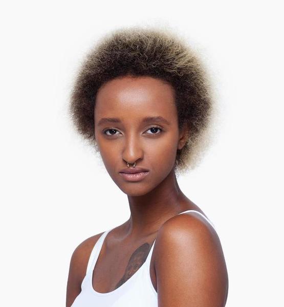 Fatma K. – Real People Sedcard-Foto 3 bei JustInCast