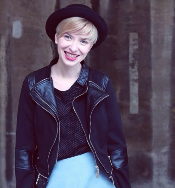 Georgina E. – Schauspiel Sedcard-Foto 2 bei JustInCast
