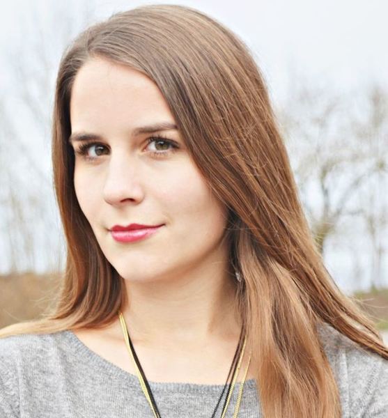 Josephine R. – Schauspiel Sedcard-Foto 3 bei JustInCast