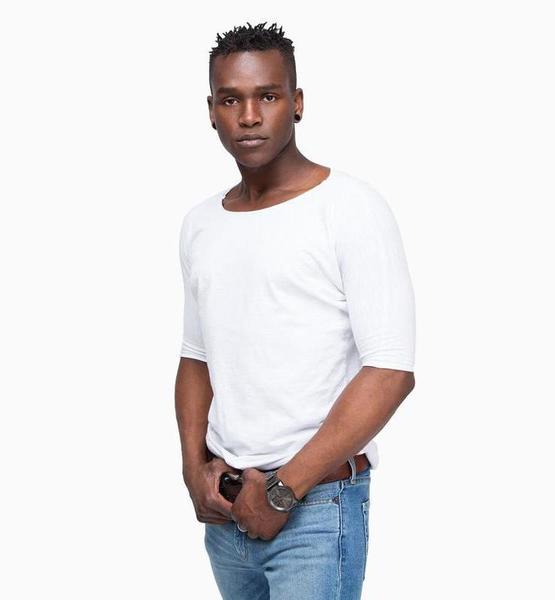 George Mosobalaje J. – Real People Sedcard-Foto 5 bei JustInCast