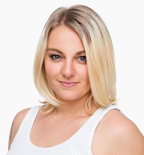 Nicole K. – Real People Sedcard-Foto 3 bei JustInCast