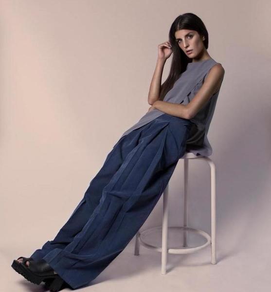 Hülya Ö. – Fashion Sedcard-Foto 3 bei JustInCast